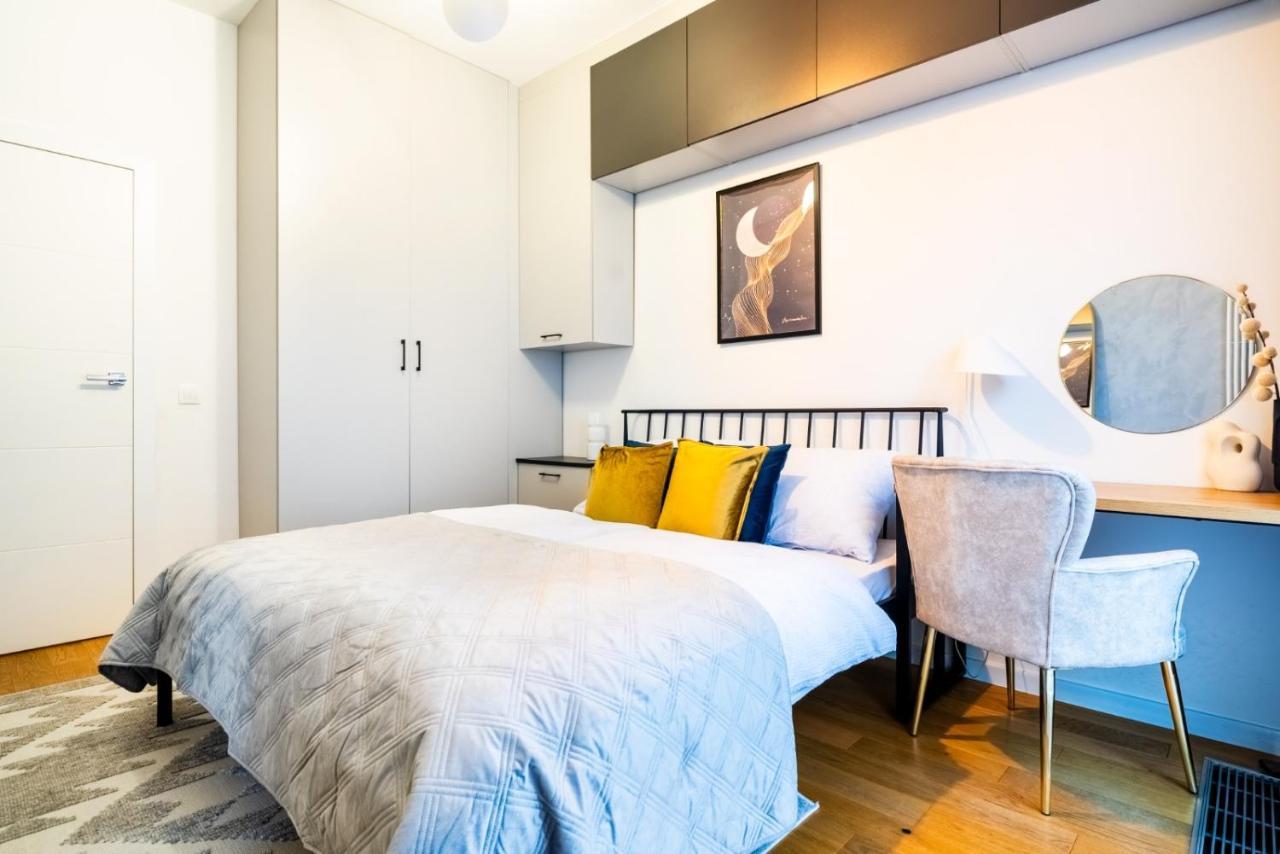 Apartamentysnu, Wola Premium III Z Parkingiem Varsovie Extérieur photo