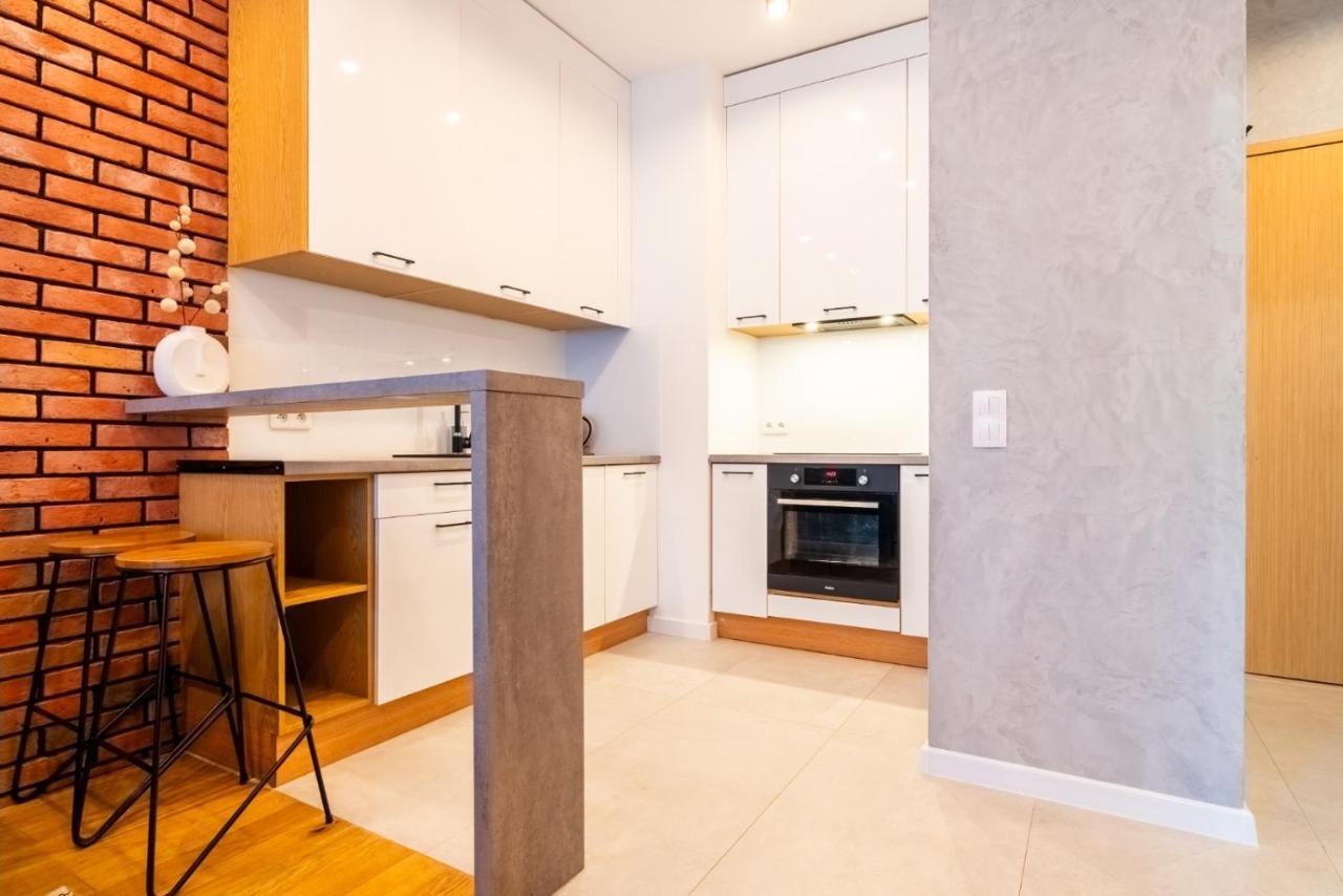 Apartamentysnu, Wola Premium III Z Parkingiem Varsovie Extérieur photo