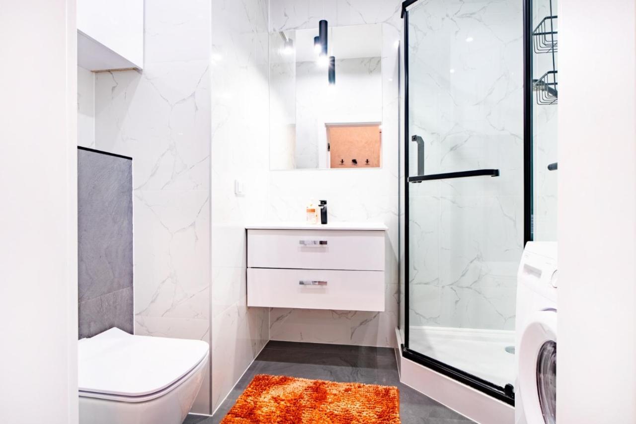 Apartamentysnu, Wola Premium III Z Parkingiem Varsovie Extérieur photo